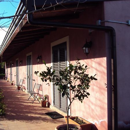 Agriturismo Il Pozzo Antico Mascali Exterior foto