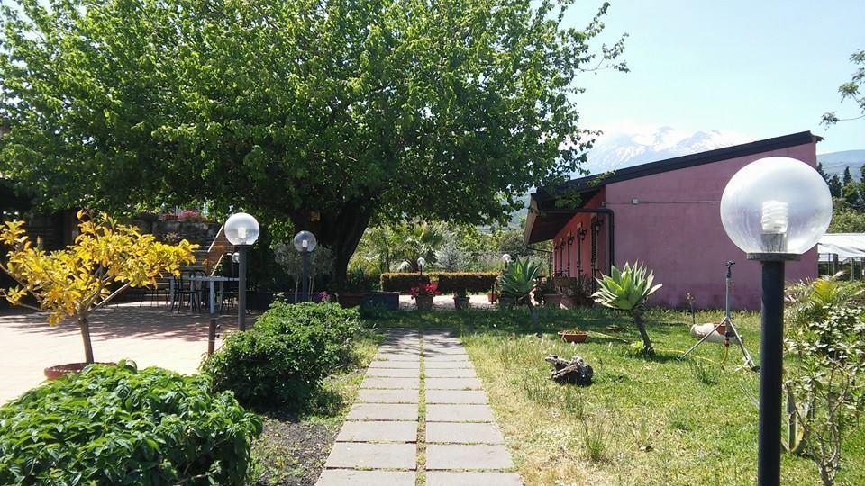 Agriturismo Il Pozzo Antico Mascali Exterior foto