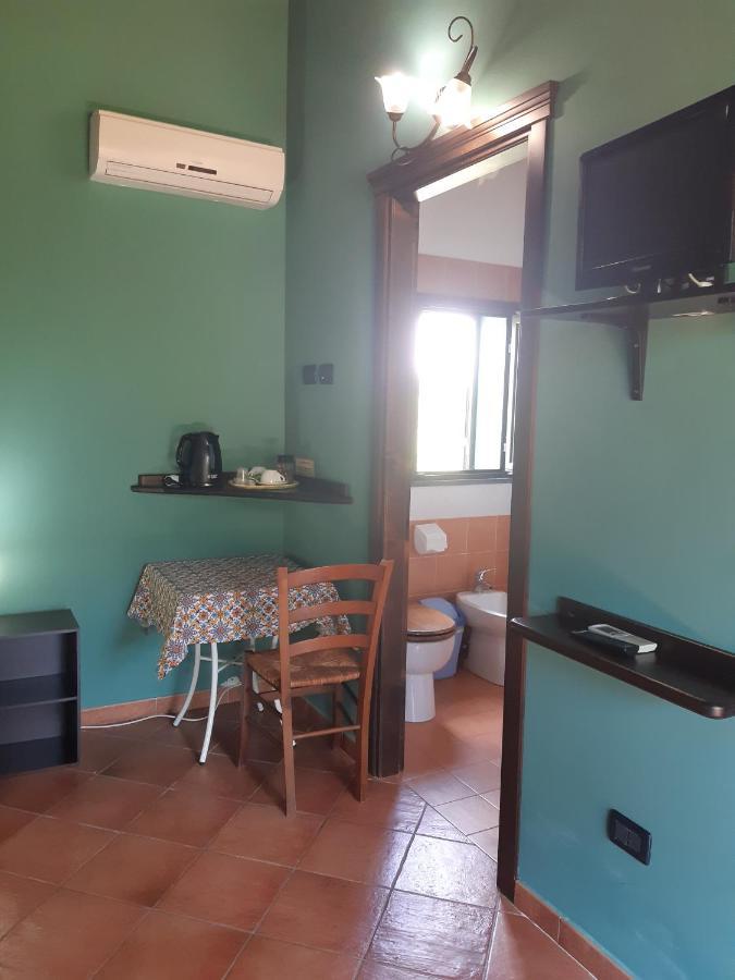 Agriturismo Il Pozzo Antico Mascali Exterior foto
